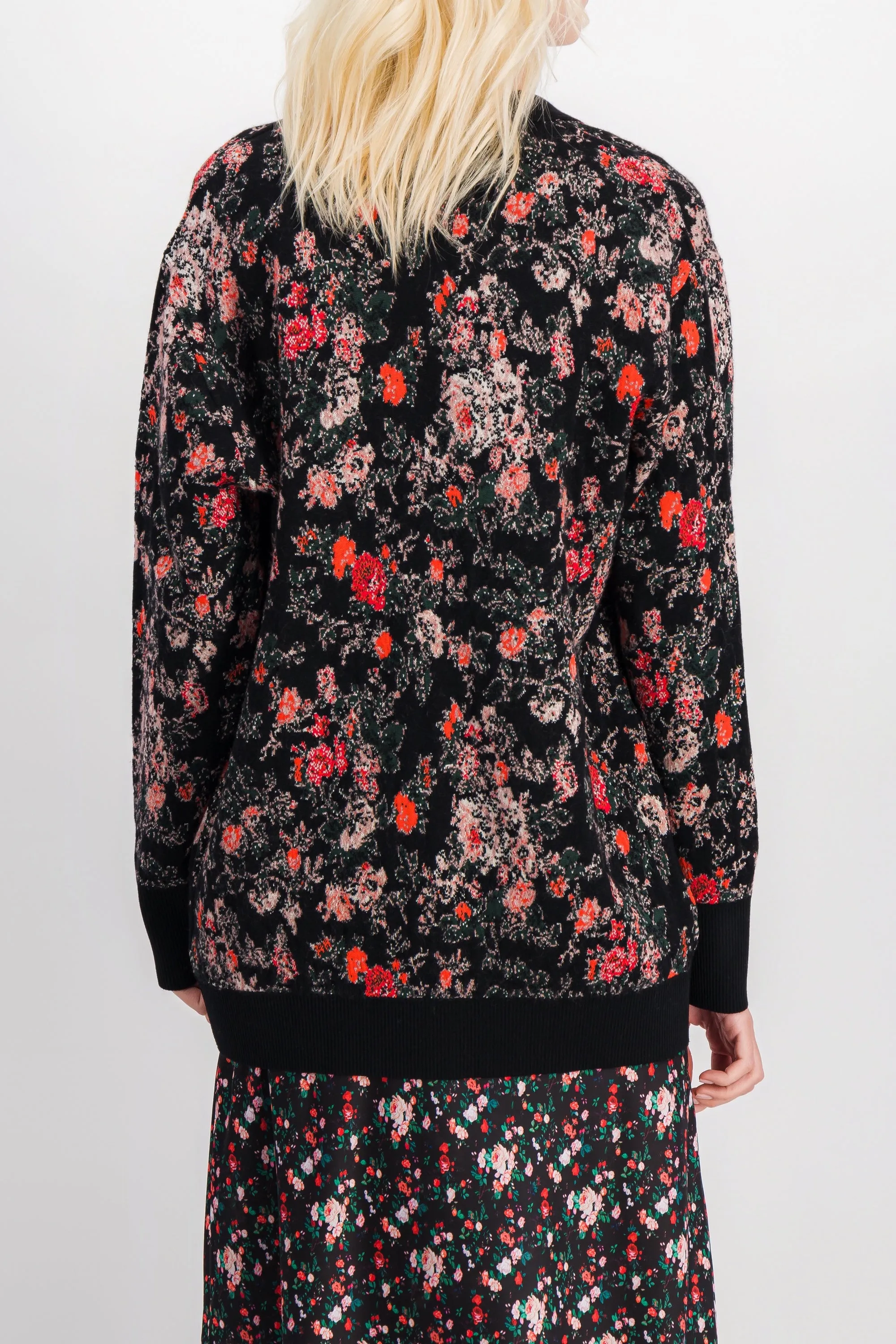 Loose v-neck knit jacquard flower cardigan sold by Renaisa product image thumbnail 4