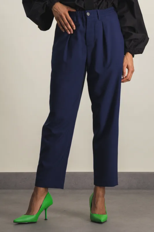 Cropped wool tailoring pant with elasticated waist sold by Renaisa