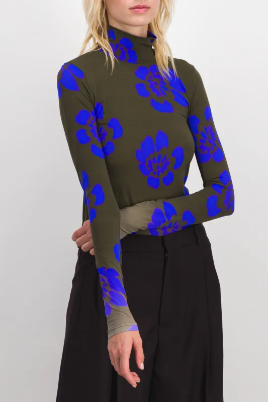 Second skin jersey top with gradient blue flower prints sold by Renaisa