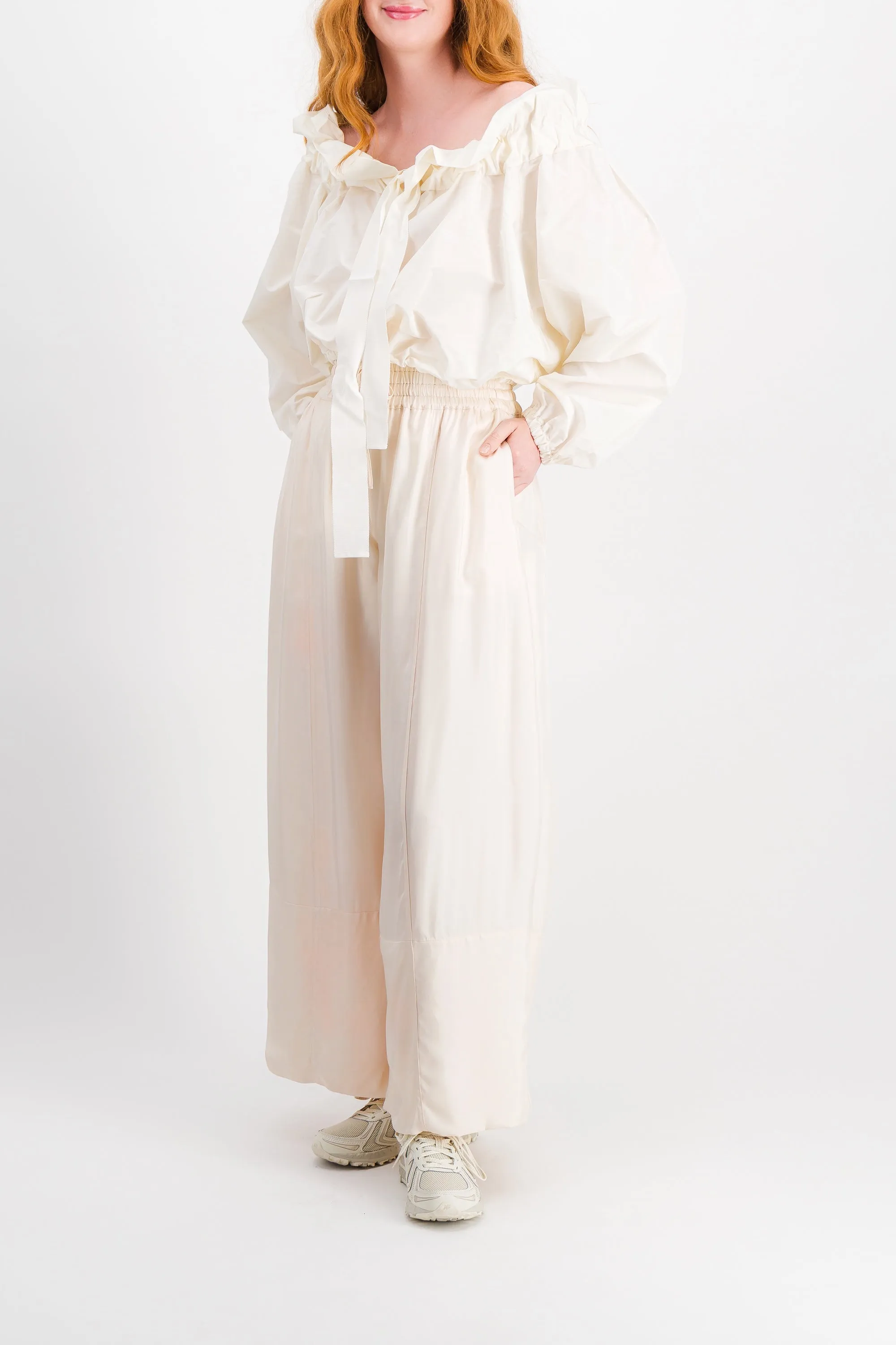 Ivory extra wide leg pants in fluid washed viscose with drawstring wide belt sold by Renaisa product image thumbnail 3