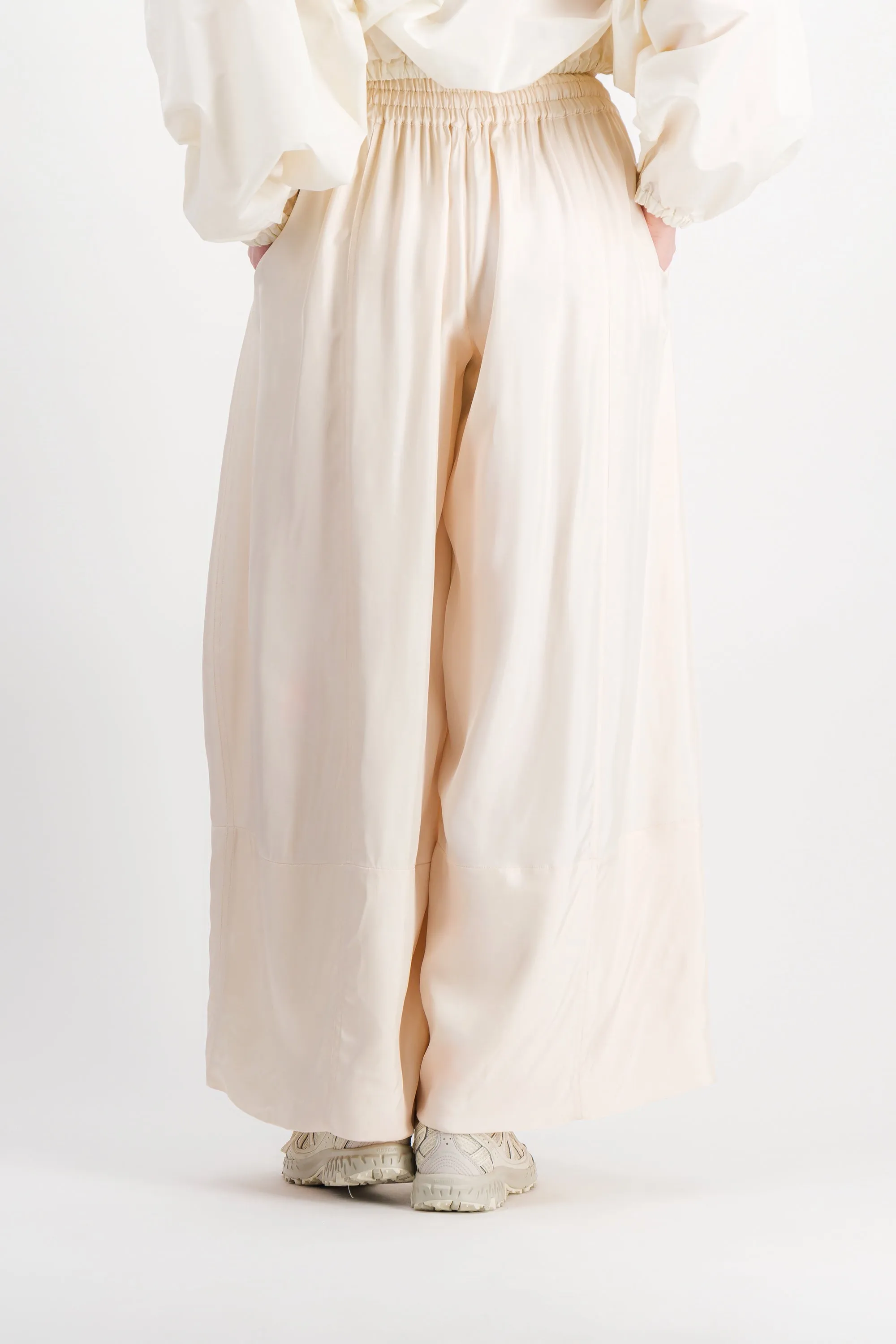 Ivory extra wide leg pants in fluid washed viscose with drawstring wide belt sold by Renaisa product image thumbnail 4