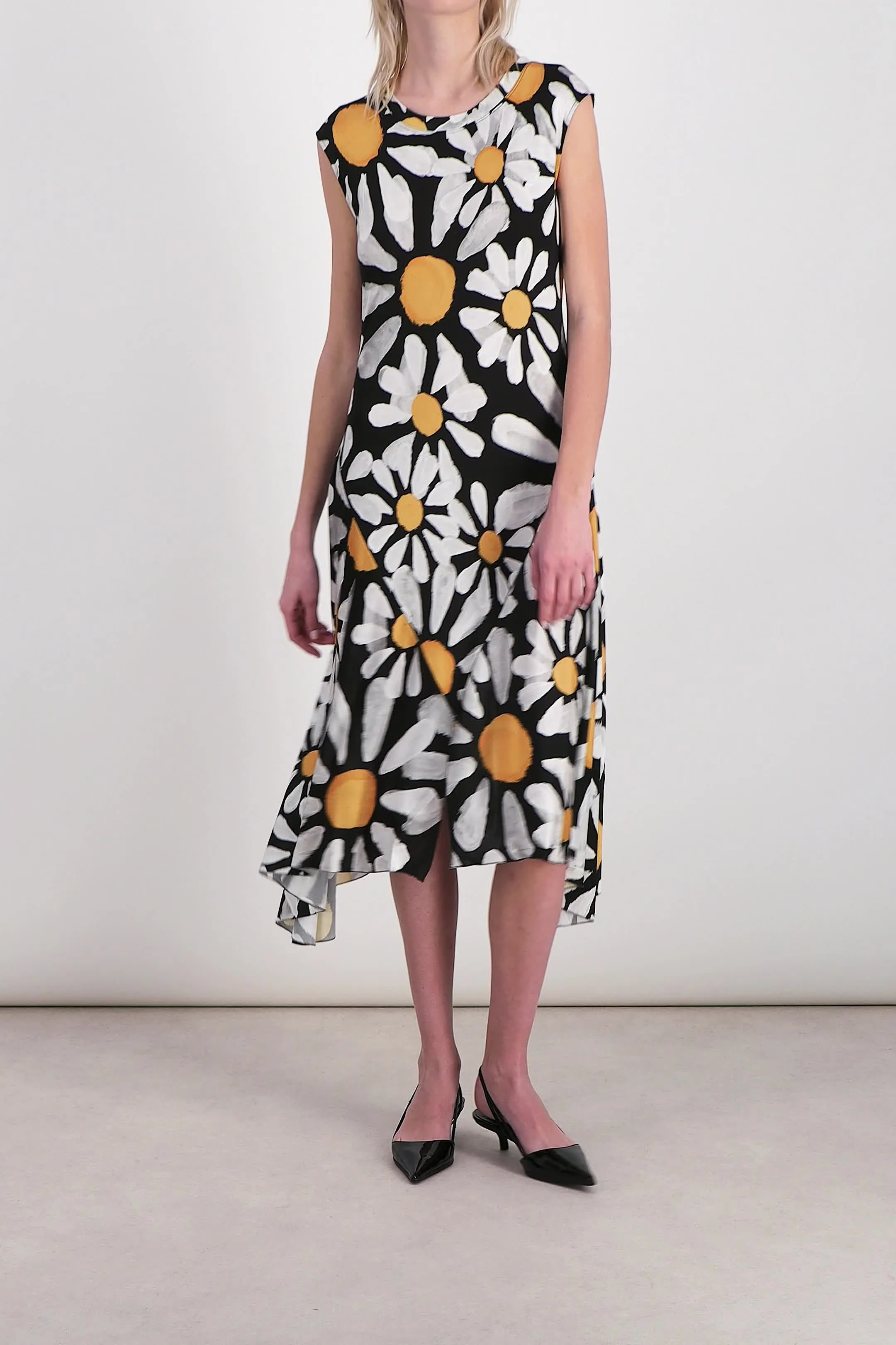 Flower printed fluid jersey flare dress sold by Renaisa product image thumbnail 5