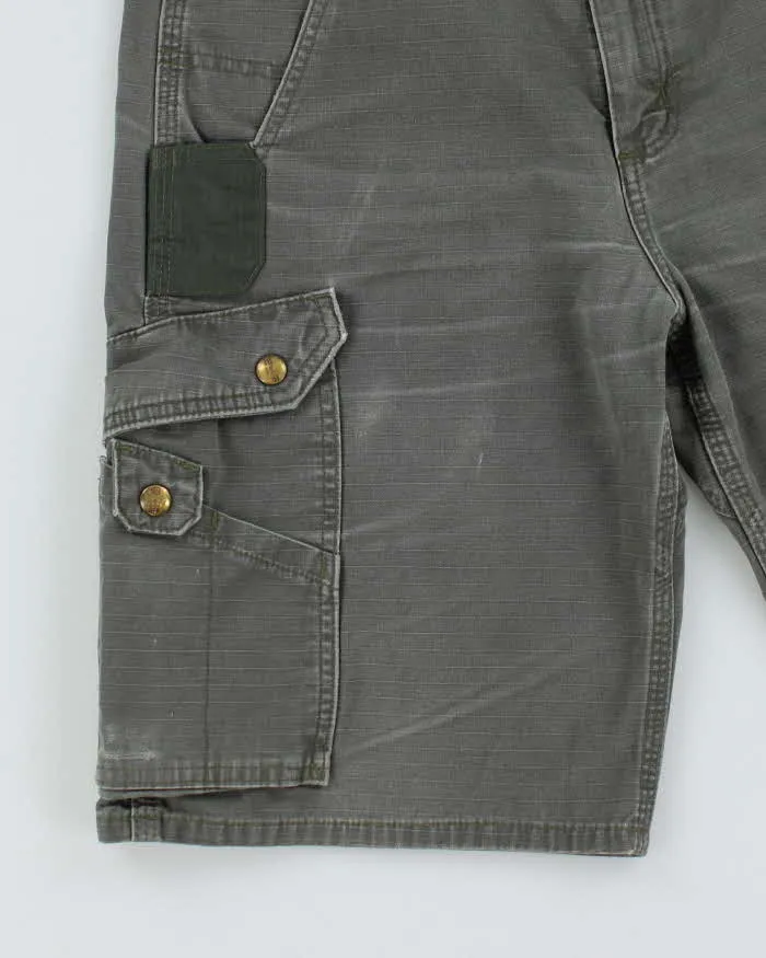 Vintage Carhartt Workwear Cargo Shorts - W30 L10 sold by Rokit product image thumbnail 4