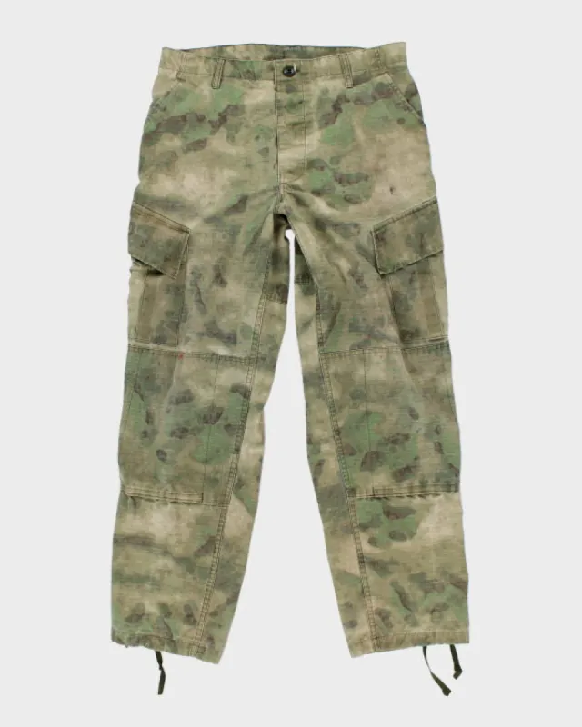 Vintage 90's Military Green Woodland Splatter Cargo Trousers - W30 L34 sold by Rokit