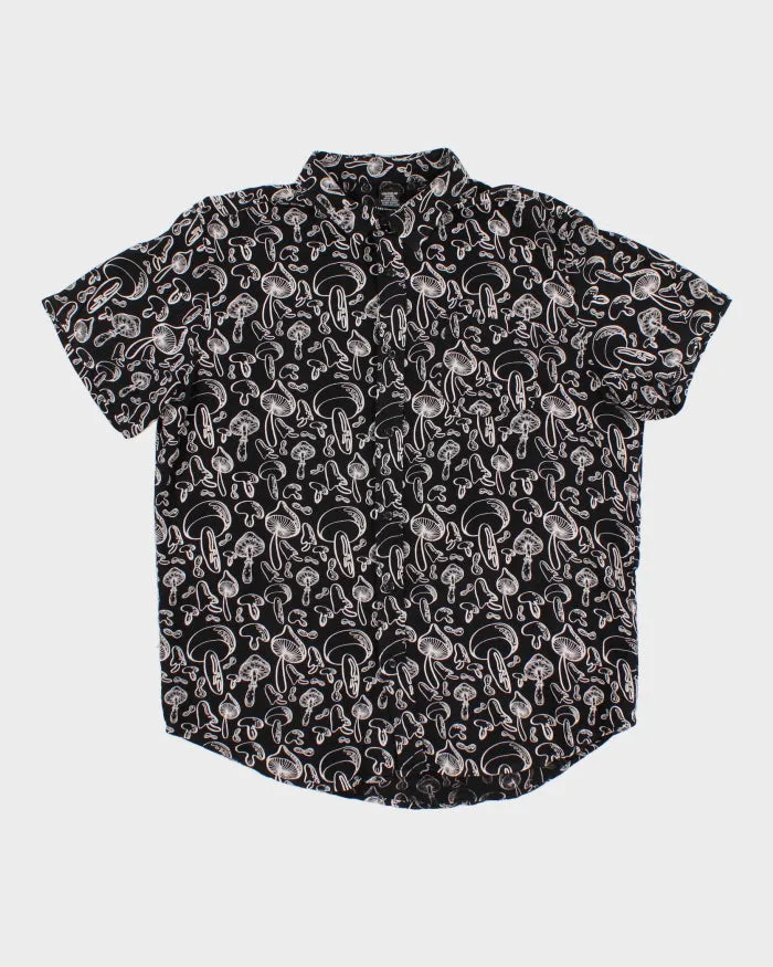 Men's Vintage 00s Hot Topic Mushroom Shirt - L sold by Rokit