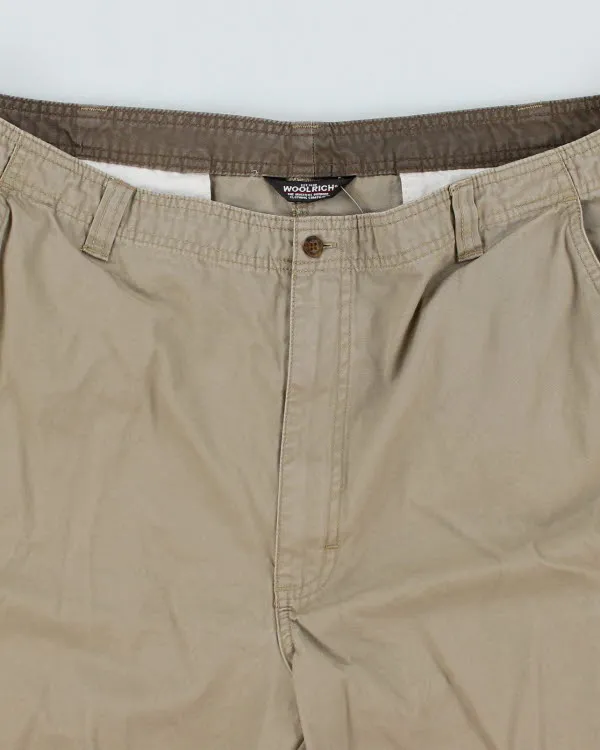 Woolrich Beige Cargo Shorts - W40 sold by Rokit product image thumbnail 3