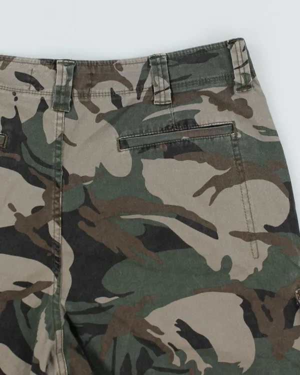 Vintage Wrangler Camouflage Cargo Shorts - W34 L10 sold by Rokit product image thumbnail 4