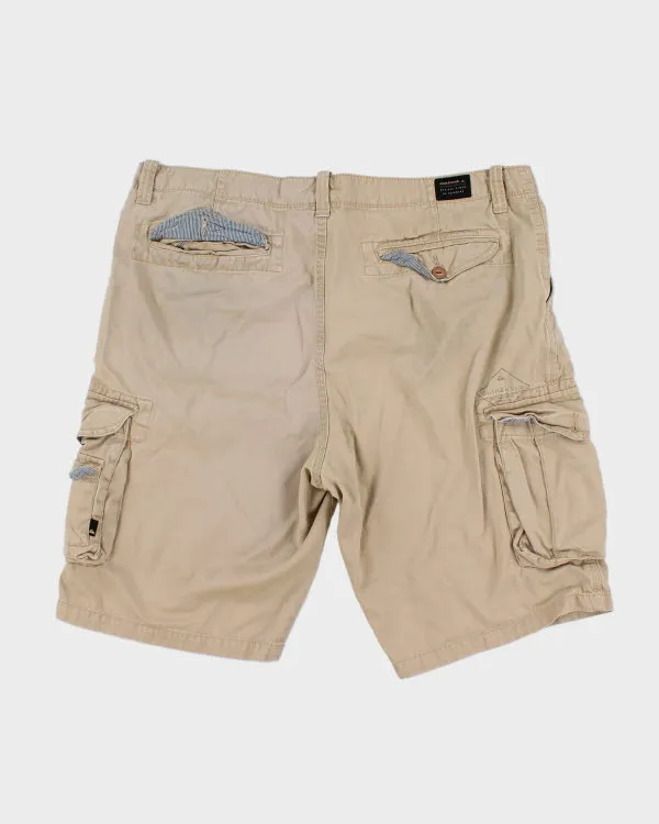 Vintage Quiksilver Multi Pocket Cargo Shorts - W38 L10 sold by Rokit product image thumbnail 2