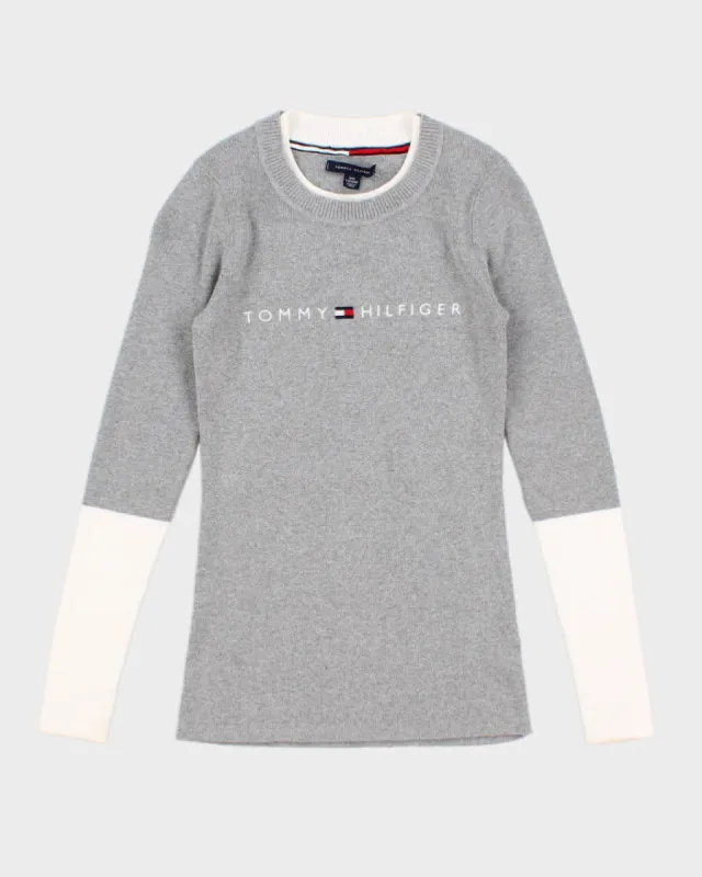 00s Tommy Hilfiger Grey Knit Jumper - XXS sold by Rokit