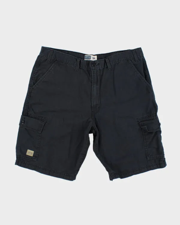 Vintage Signature Baggy Cargo Shorts - W38 L10 sold by Rokit
