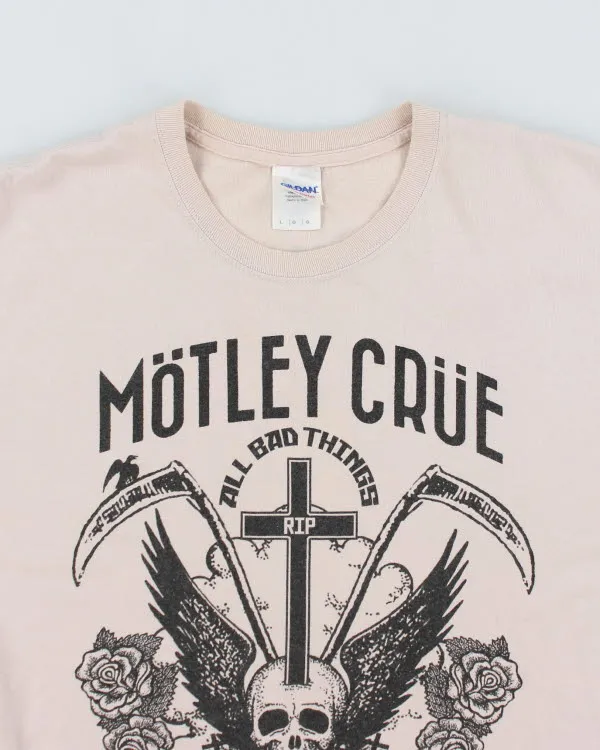 Motley Crue 2017 Final Tour Band T-Shirt - L sold by Rokit product image thumbnail 3