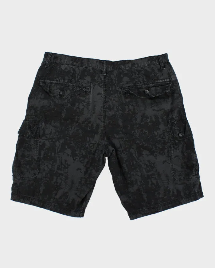 Calvin Klein Dark Camouflage Cargo Shorts - W37 sold by Rokit product image thumbnail 2