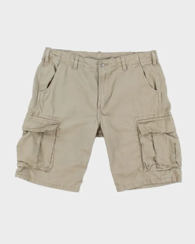 Levi's White Tab Beige Cargo Shorts - W36 sold by Rokit