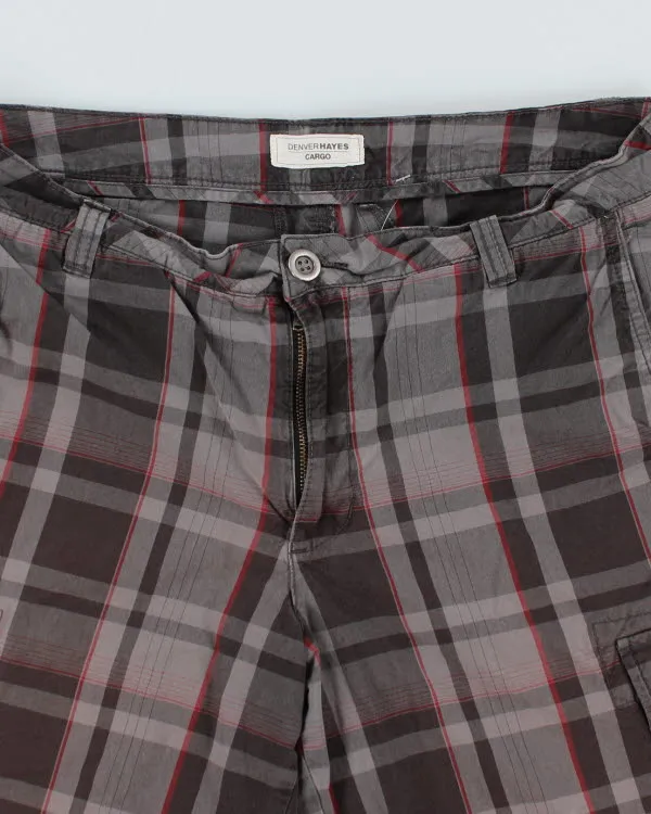 Vintage Checked Baggy Cargo Shorts - W36 L11 sold by Rokit product image thumbnail 3