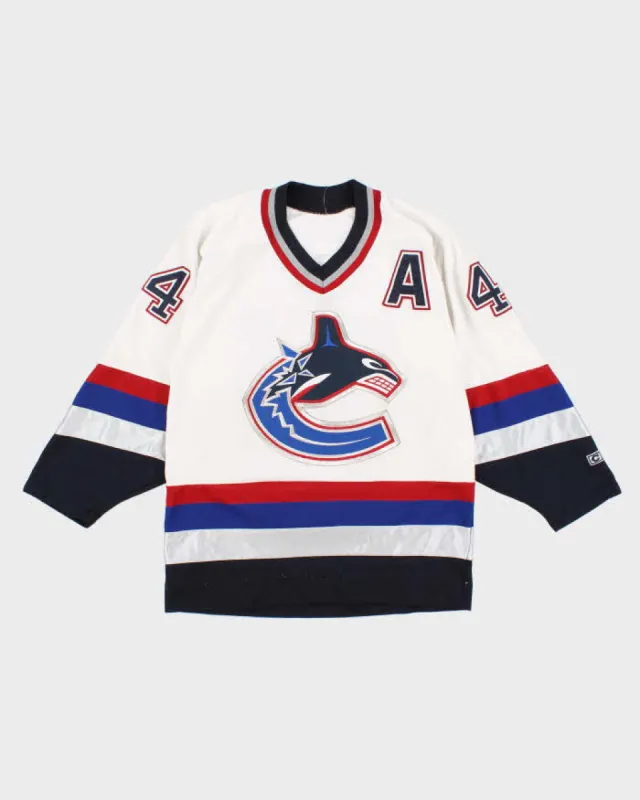 Mens White Canucks Betuzz Sports Jersey - M sold by Rokit