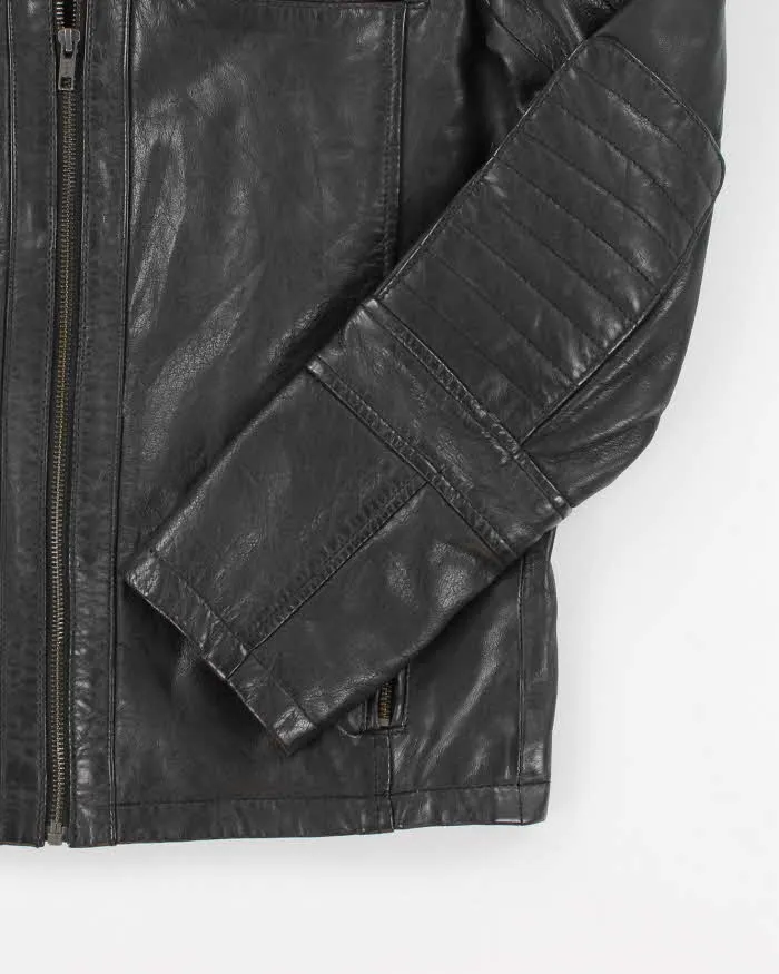 Men's Danier Black Leather Jacket - S sold by Rokit product image thumbnail 4