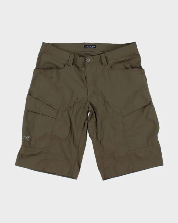 Arc'teryx Khaki Shorts - W36 sold by Rokit