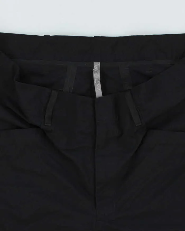 Arc'teryx Veilance Hiking Shorts - W32 L10 sold by Rokit product image thumbnail 3