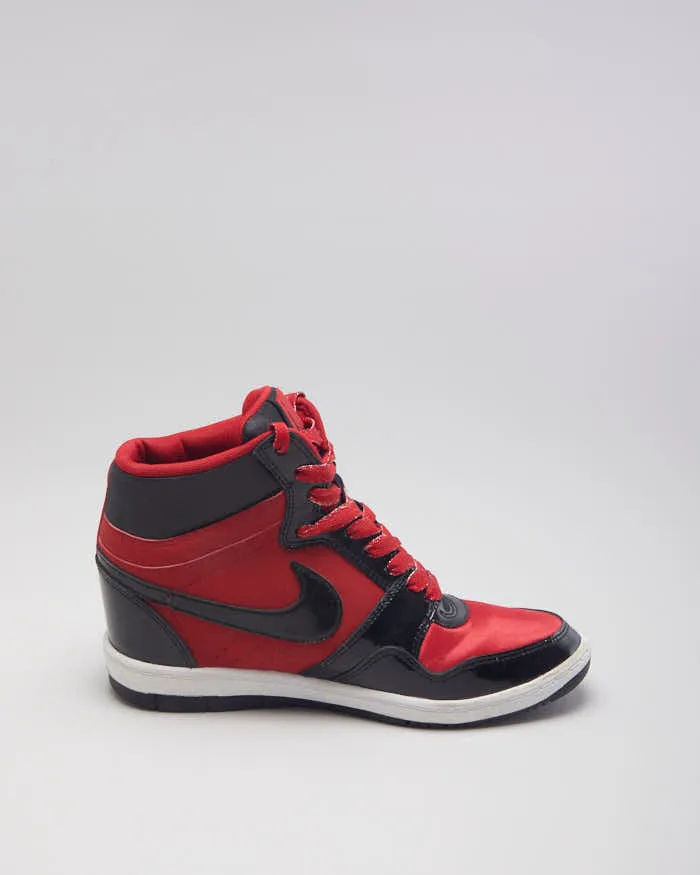 Nike Women's Force Sky High Patent Leather Trainers - UK 6.5 sold by Rokit product image thumbnail 2