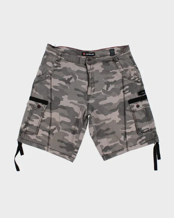 Y2k 00s Airwalk Camouflage Shorts - W36 sold by Rokit