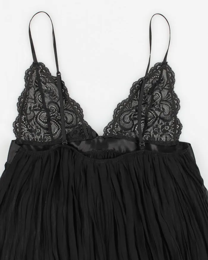 Victoria's Secret Darling Black Cami - S sold by Rokit product image thumbnail 4
