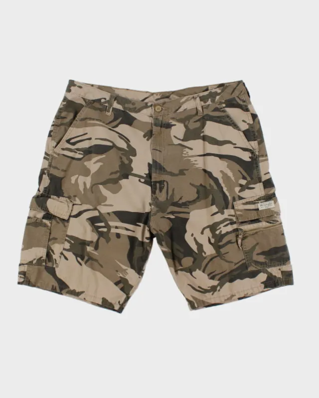 Wrangler Sand Camouflage Cargo Shorts - W40 sold by Rokit