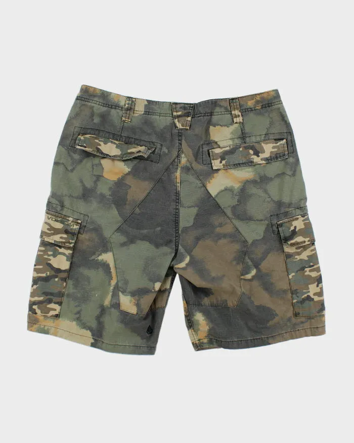 Y2k 00s Volcom Camouflage Cargo Shorts - W36 sold by Rokit product image thumbnail 2