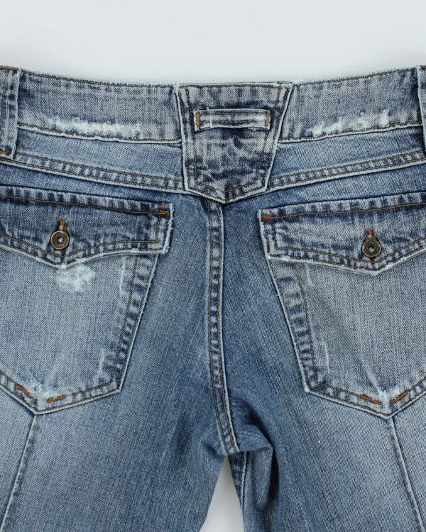 Vintage Y2K Forecast Pleated Denim Shorts - W28 L11 sold by Rokit product image thumbnail 4