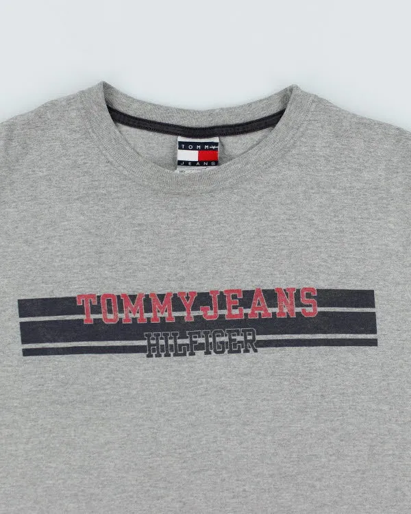 Vintage Y2K Tommy Hilfiger Logo T-Shirt - M sold by Rokit product image thumbnail 3