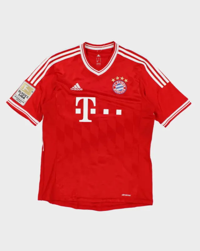 Bayern Munich FC 2013/14 Home Shirt - M sold by Rokit