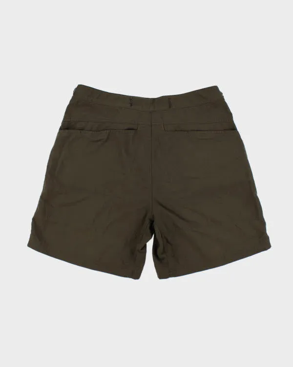 Vintage Columbia Hiking Cargo Shorts - W34 L7 sold by Rokit product image thumbnail 2