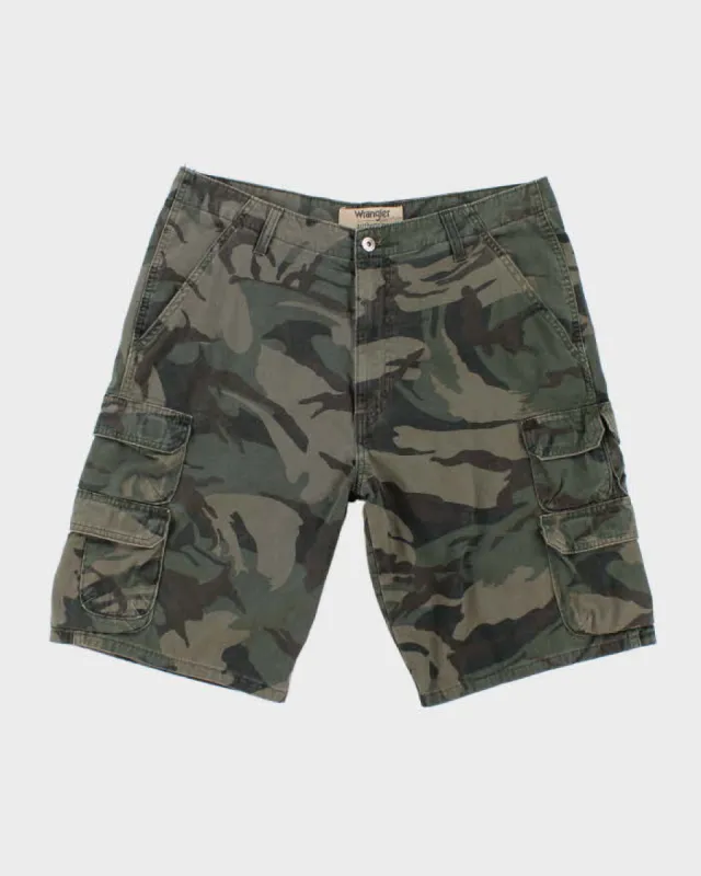 Wrangler Camouflage Cargo Shorts - L sold by Rokit