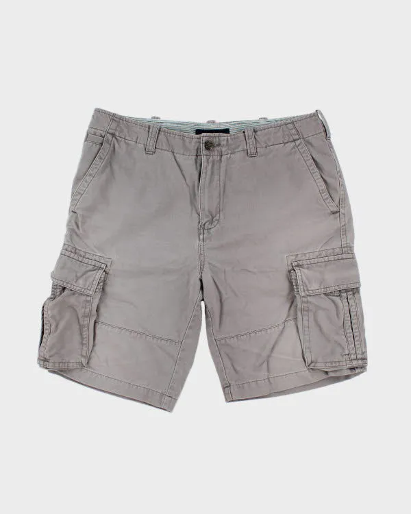 Vintage Y2K Tommy Hilfiger Baggy Cargo Shorts - W34 L9 sold by Rokit