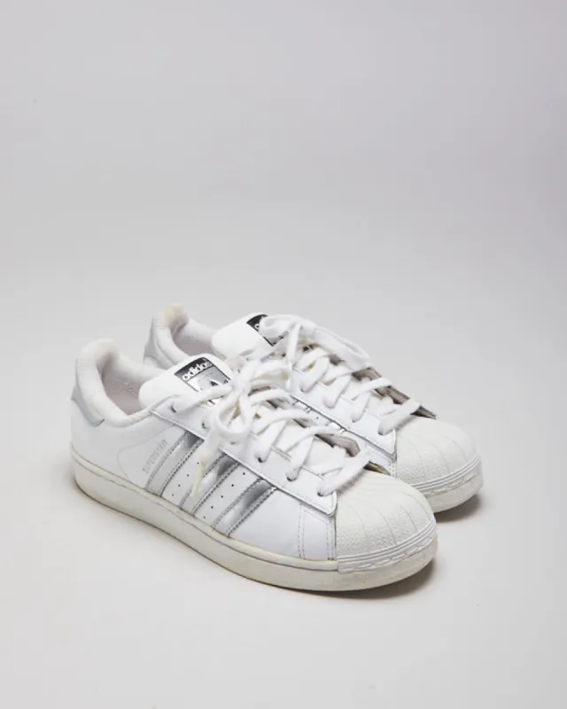 Adidas Superstar Trainers - UK 5.5 made by Adidas