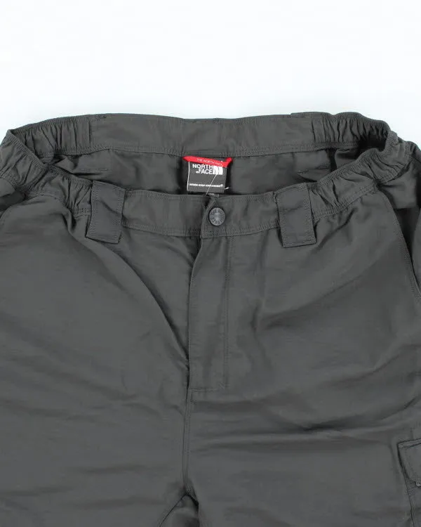 The North Face Elasticated Lightweight Cargo Shorts - W30 L9 sold by Rokit product image thumbnail 3