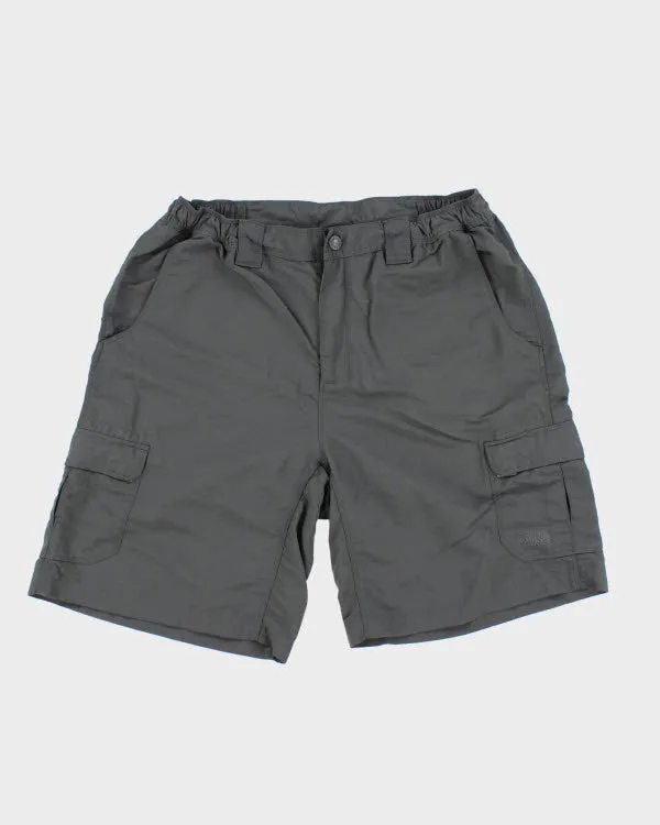 The North Face Elasticated Lightweight Cargo Shorts - W30 L9 sold by Rokit
