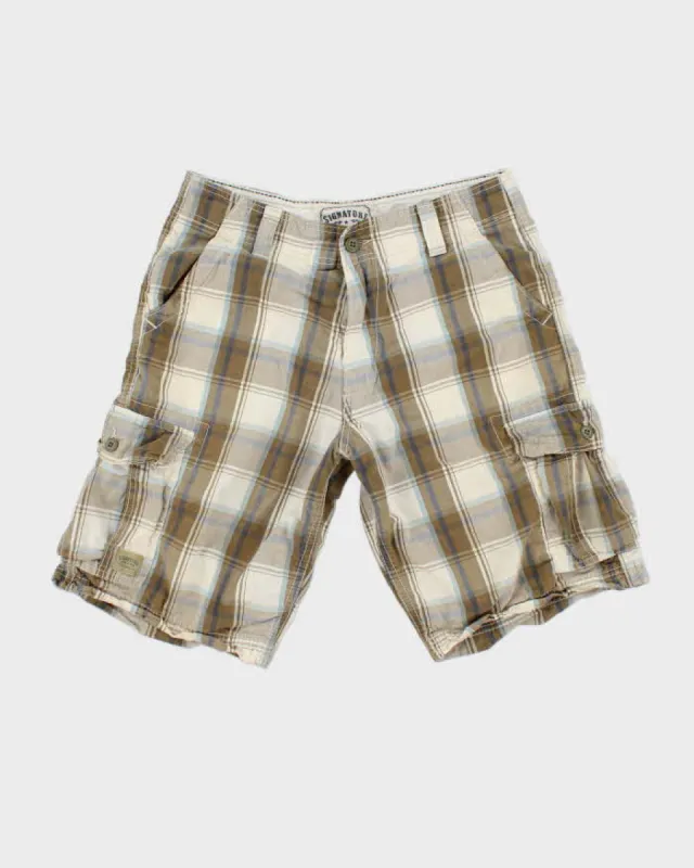 Vintage Levi's Patterned Board Shorts - W28 L10 sold by Rokit