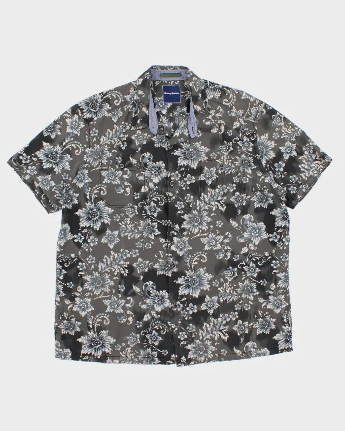 Vintage Men's Grey Floral Print Hawaiian Shirt - XL sold by Rokit