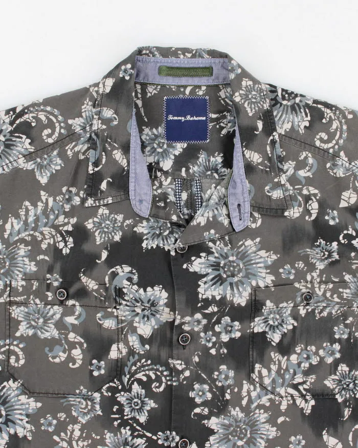 Vintage Men's Grey Floral Print Hawaiian Shirt - XL sold by Rokit product image thumbnail 3