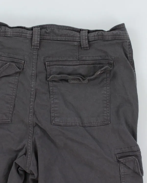 Vintage The North Face Cargo Shorts - W34 L11 sold by Rokit product image thumbnail 4