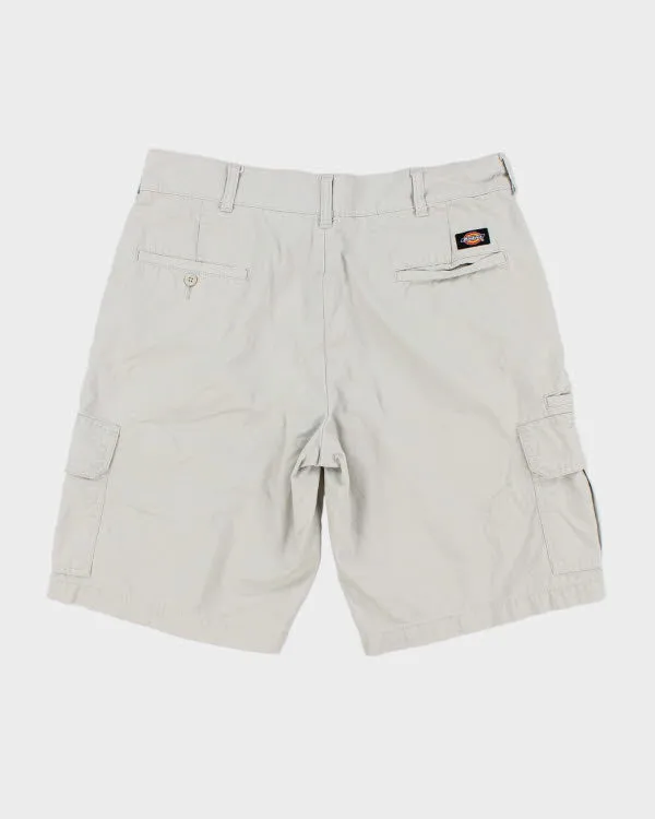 Vintage Dickies Ripstop Cargo Shorts - W36 L10 sold by Rokit product image thumbnail 2