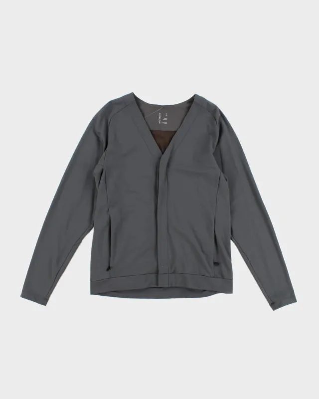 Arc'teryx Grey Sweatshirt - M sold by Rokit
