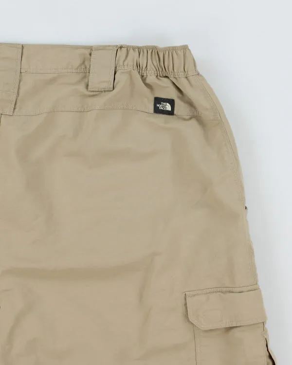 The North Face Beige Cargo Tech Shorts - L sold by Rokit product image thumbnail 4