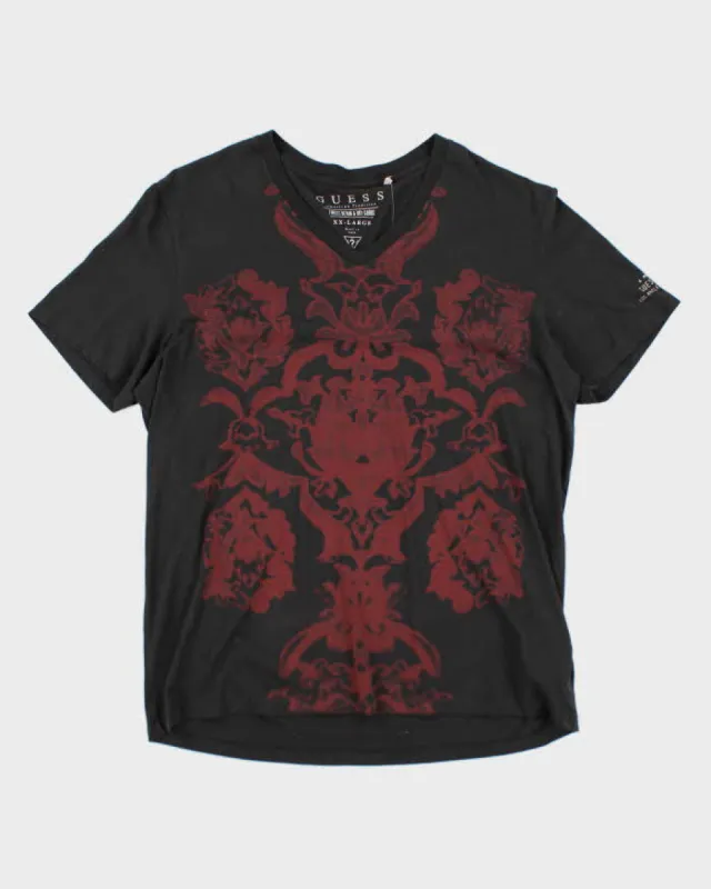 Y2k 00s Guess V-neck T-shirt - XXL sold by Rokit