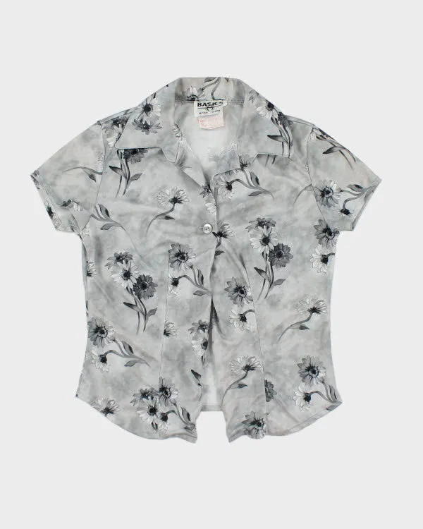 Vintage 90s Floral Shirt - XS sold by Rokit