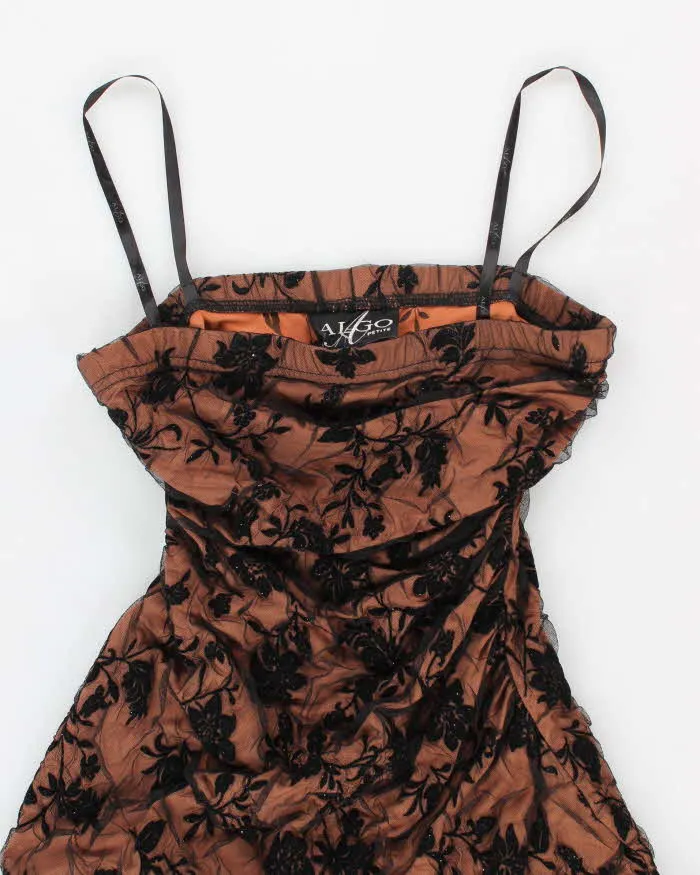 Vintage Woman's Brown Floral Print Velvet Dress - 8 sold by Rokit product image thumbnail 3