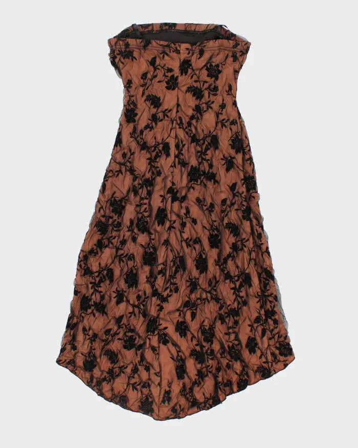 Vintage Woman's Brown Floral Print Velvet Dress - 8 sold by Rokit product image thumbnail 2