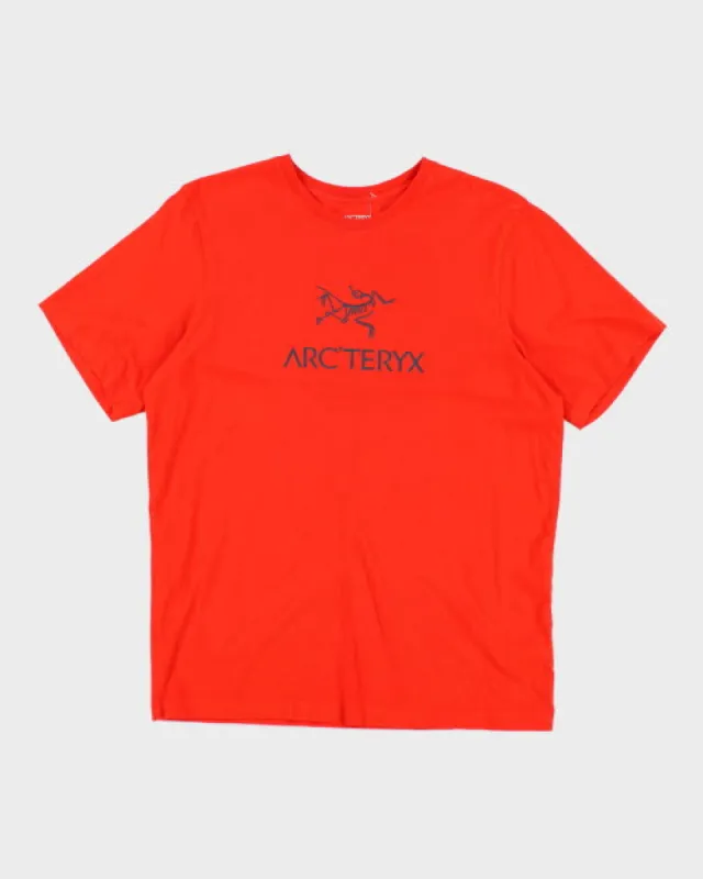 Vintage Arc'teryx Centre Logo Graphic T-Shirt - M sold by Rokit