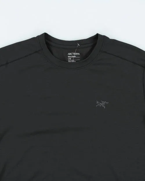 Arc'teryx Lightweight Hiking Long-sleeved Shirt - L sold by Rokit product image thumbnail 3