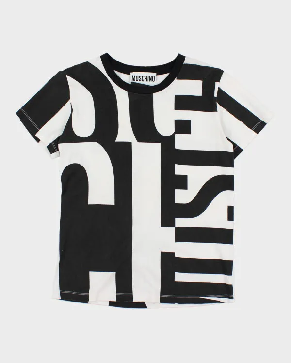 Moschino All Over Print T-shirt - XS sold by Rokit